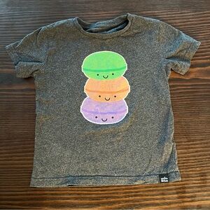 Whistle & Flute Kawaii Tri Macaron T-shirt
Size 5-6